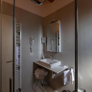 Deluxe Zimmer mit Kingsize-Bett